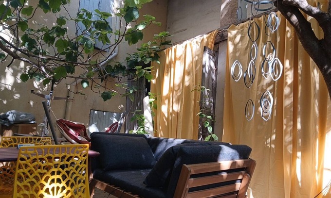 Aix-en-Provence Historic Centre Apartment | Finsonius Studios