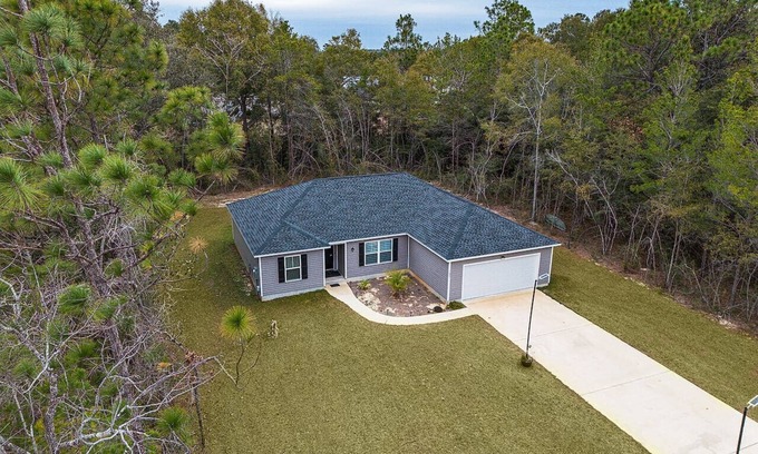 De Funiak Springs Apartment | Fisherman’s Dream by the Lake