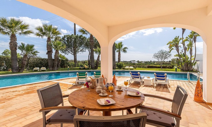 Vale de Parra Apartment | Flat Cacto OCV - Pool & Private Parking