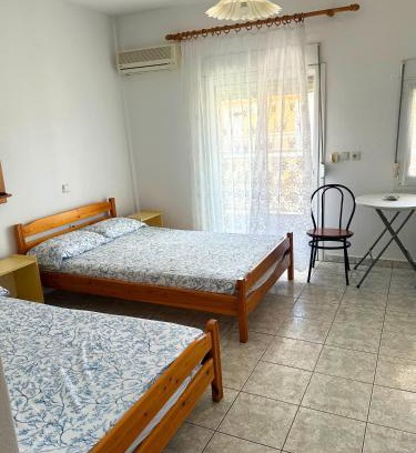Olymbiaki Akti Apartment | Flora Rooms