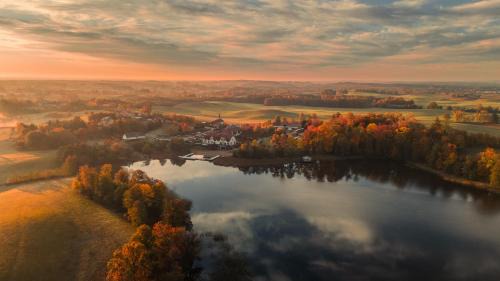Łekuk Mały Hotel | Folwark Łękuk
