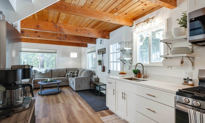 Cold Springs Cabin | Forested Cold Springs Cabin w/Wood-Burning Stove!