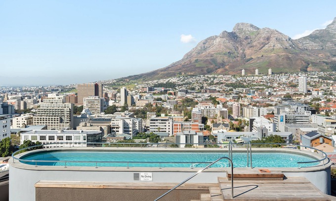 Bo'Kaap Apartment | FortyOnL 810