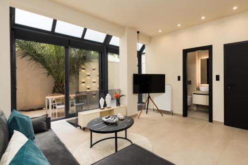 Thessaloniki Apartment | FOS Premium Apartments by halu! - Modern Living in a Brand New Building
