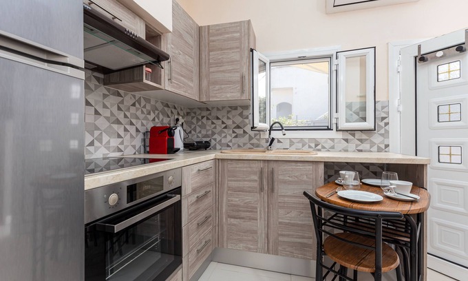 Ipsos Apartment | Fouki Studio lovely Ipsos beach getaway