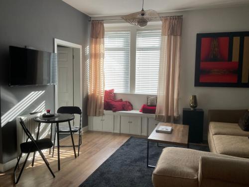 Dunfermline Apartment | Foundry Street Apartment 1 - Dunfermline City Centre