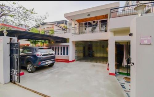 Sualkuchi Apartment | Four Quarters