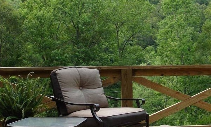 Saluda Cabin | Four Winds Retreat on the Green River