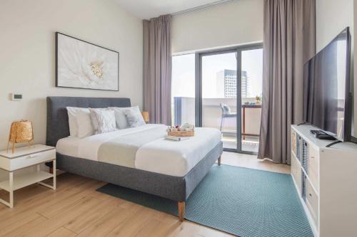 Jebel Ali Apartment | Frank Porter - Azizi Aura