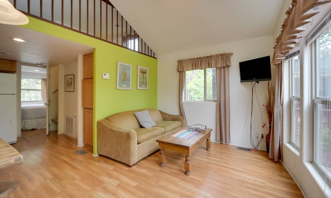 Fredericksburg Cabin | Fredericksburg Cabin Rental on a 27-Acre Winery!