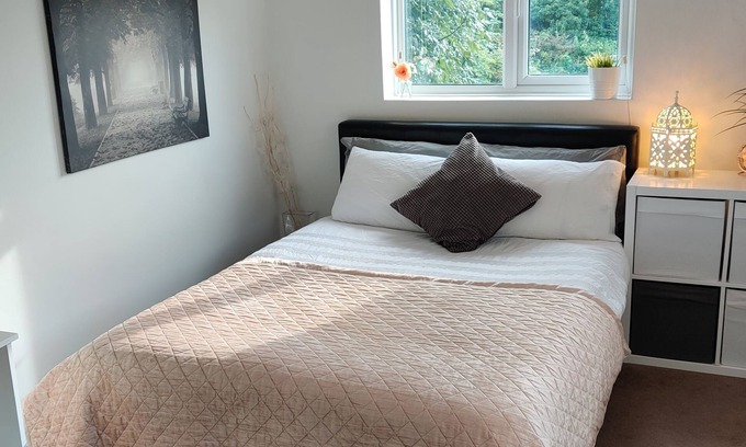 Southampton Bed & Breakfast | Freemantle Solent Lodge