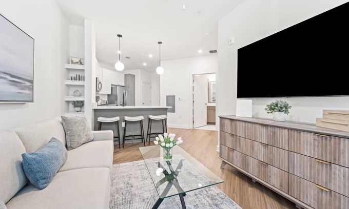 Monroe Ward Apartment | Fresh + Spacious Condo -Downtown RVA- Pool, Gym, Parking Included