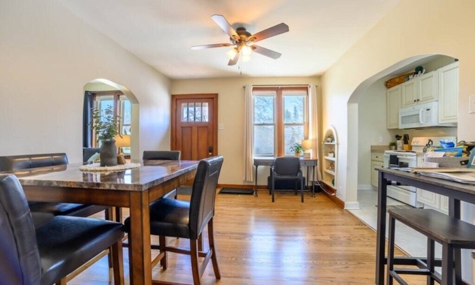 Alpena House | Full Kitchen|Location|Family Friendly