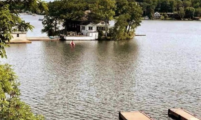 Glasser House | Fully accessible lake-house on its own island.