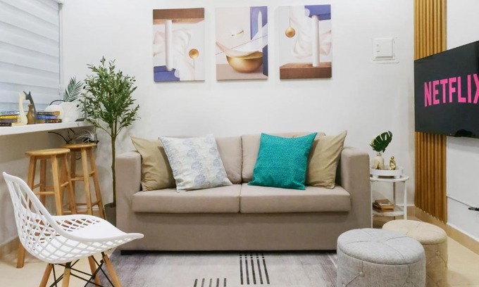 Manoc-Manoc Apartment | Fully Furnished 1BR with Kitchen - 20 secs walk to the Beach - Newly Renovated