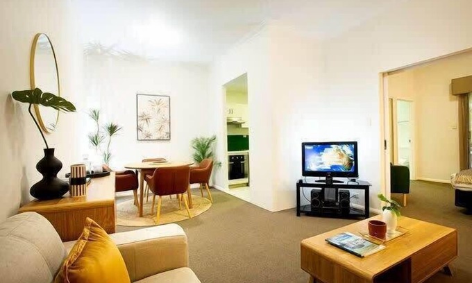 Northbridge Apartment | Fully Renovated 1Bdr Apt in Northbridge