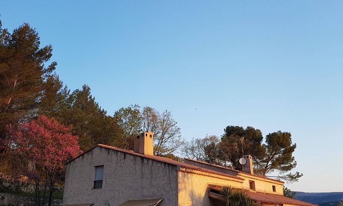 Draguignan Apartment | Furnished and equipped studio