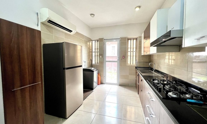 Utako House | FURNISHED APARTMENTS Duplex