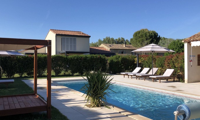 Oppede House | Furnished Tourist 4 * for 2-3 people, swimming pool and views of the Luberon