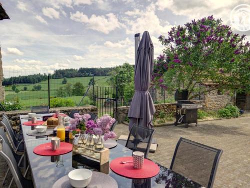 Chalmazel-Jeansagniere House | Gîte Authentique avec Jardin et Jeux, 3 Chambres - FR-1-496-253