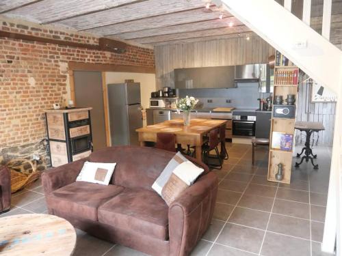 Flines-les-Mortagne House | Gîte dans une écurie rénovée avec jardin privé, clim, parking et WIFI - FR-1-510-150