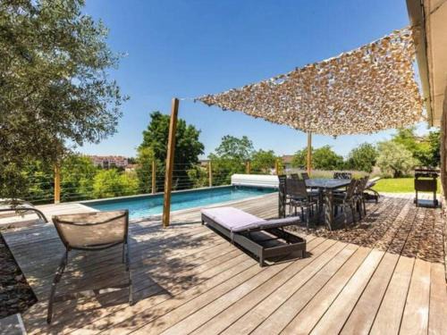 Vichy House | Gîte de charme avec piscine chauffée près des thermes de Vichy, jardin clos, clim et confort absolu - FR-1-489-495