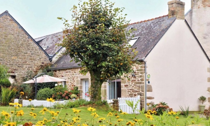 Quemeneven House | Gîte de kerouzaillet 4 personnes