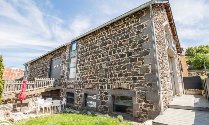 Nebouzat House | Gîte DES Puys - Nebouzat