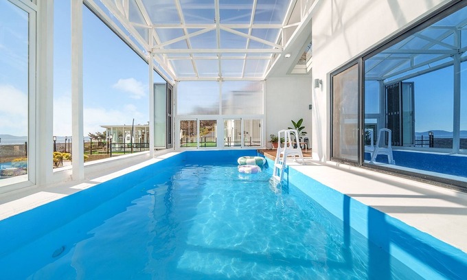 Ganghwa House | Ganghwado Narangstay Poolvilla Pension
