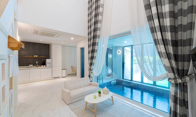 Oeseo House | Gapyeong Pool Villa Olive kids
