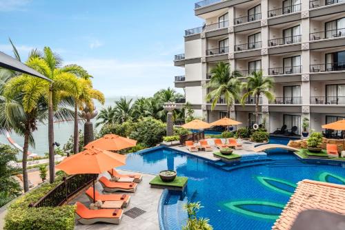 North Pattaya Resort | Garden Cliff Resort And Spa
