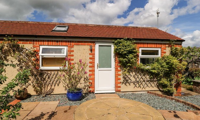 Ilkley House | Garden Cottage