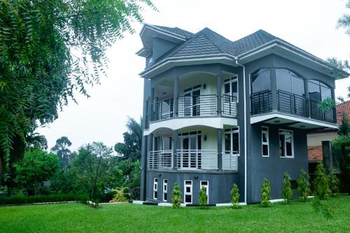 Kampala Apartment | Garden house