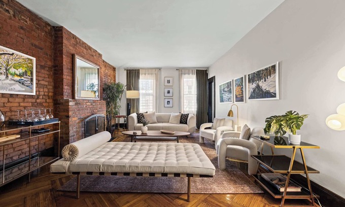Brooklyn Heights Apartment | Garden Place II by RoveTravel | 4BR Historic Apt