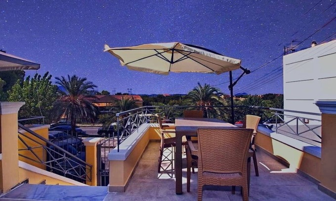 Corfu Town Apartment | Garitsa Gem Suite