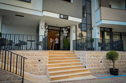 Maini Hotel | Garni Hotel MB Premium