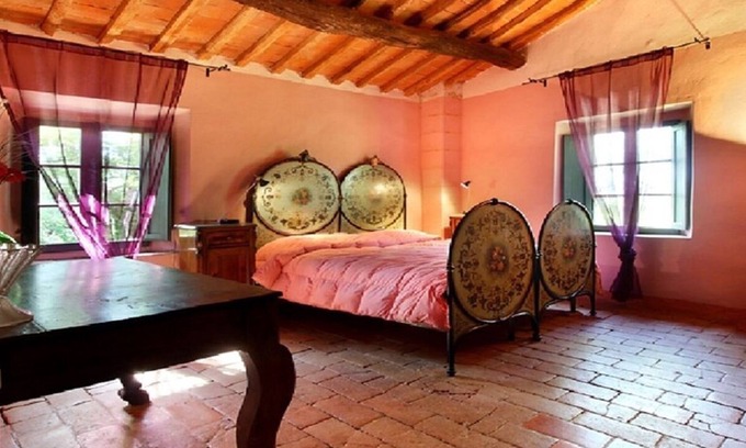Vicchio Apartment | Geranio