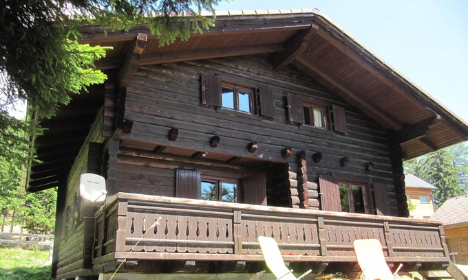 Treffen Cabin | Gerlitzen hut - a step closer to heaven!