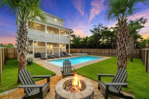 Frangista Beach House | Get Your Sun With Jetted Pool And Game Room