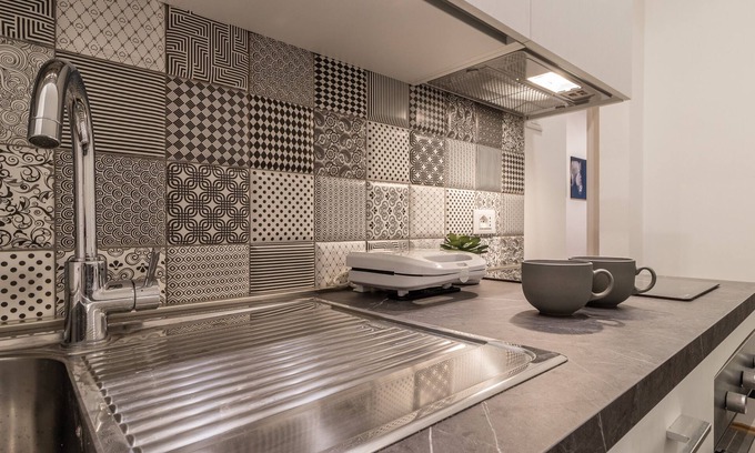 Trieste City Centre Apartment | Ghiberti Apartments - Blue and Gold