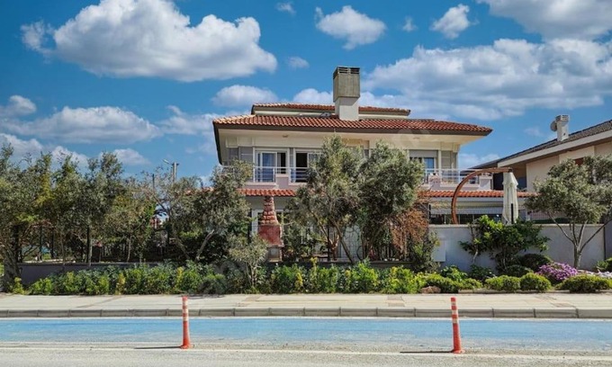 Cesme Villa | GHOST