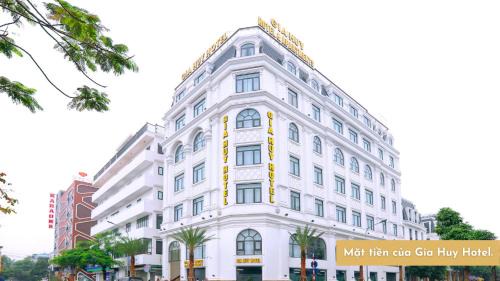 Le Chan Hotel | Gia Huy Hotel