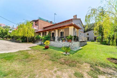 Chlomatiana Apartment | Giourgas house