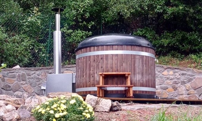 Gabbro House | Gipsy Caravan in Tuscany (& Hot-tub)