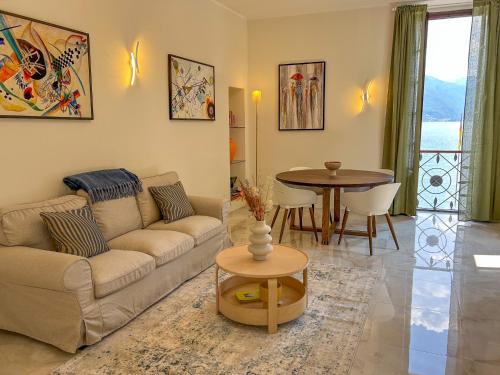 Dongo Apartment | Giulia