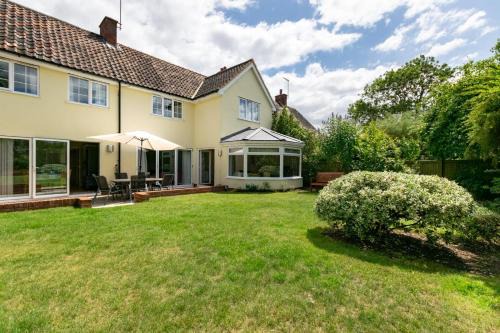 Woodbridge House | Gleve House