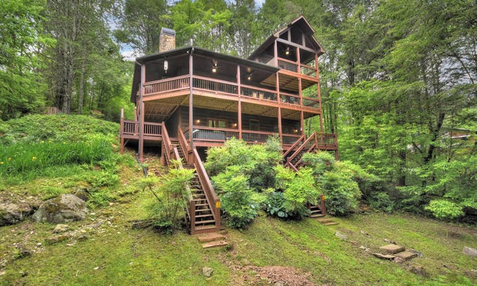 Epworth Cabin | Go Fish | Creek Front | Pool Table | Fire Pit
