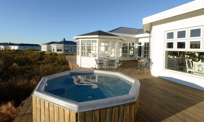 Selfoss Villa | Golden Circle - Villa apartment w/private hot tub