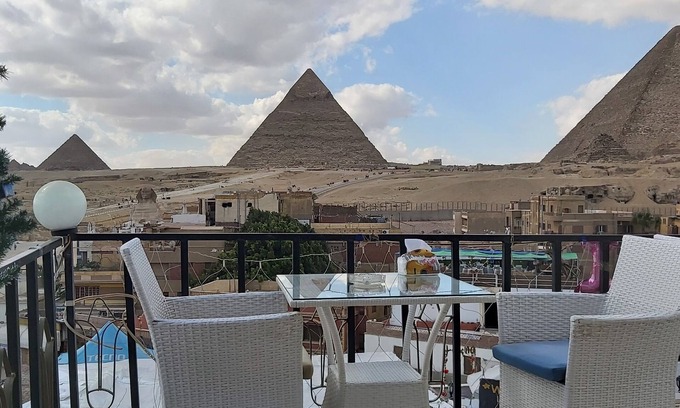 Giza Hotel | Golden Pyramids Inn