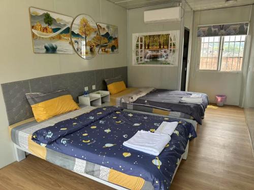 Vang Vieng House | golden sunrise guesthouse